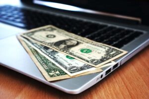 7 formas gratuitas de conseguir tu primera venta en internet